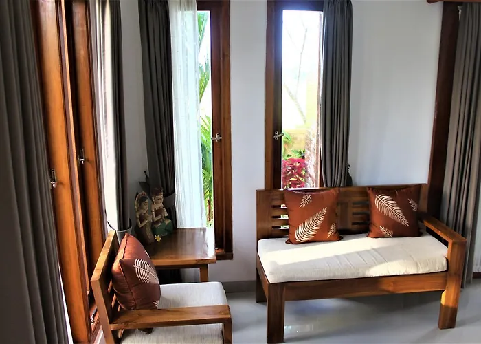 Cenik Lodge *