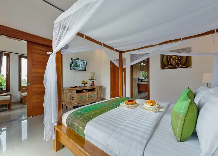 Cenik Lodge